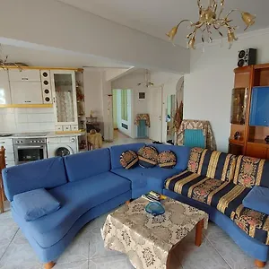 Spacious Apartament