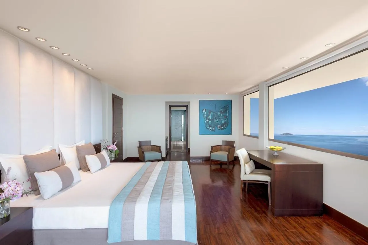 Porto Carras Meliton Hotel Neos Marmaras 5*,  Greece